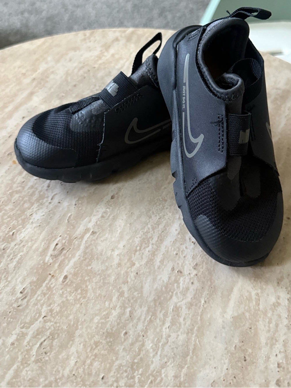 Toddler's Nike Flex Runner 2 Black/Flat Pewter- anthracite Size 8C